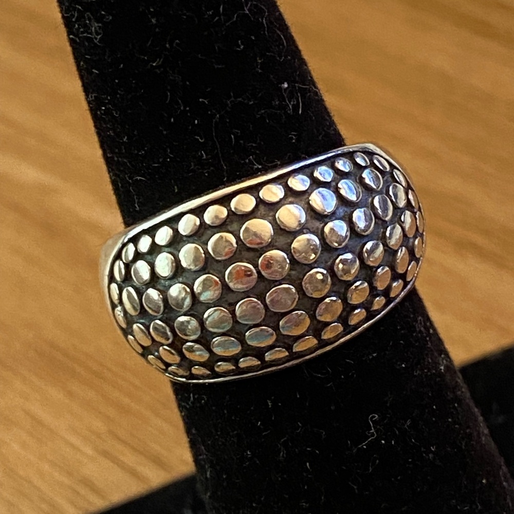 Vintage 925 Sterling Silver textured Dome Ring - Picture 2 of 7